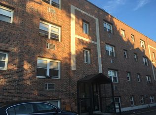 43 Coolidge Hill Rd APT 2, Watertown, MA 02472