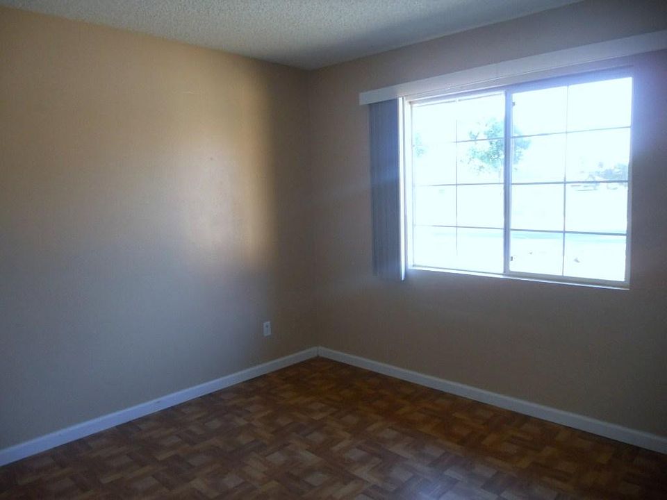 1st image of 2295 Fruitvale Ave