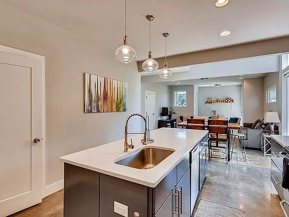 4th image of 1065 2nd Ave S #A