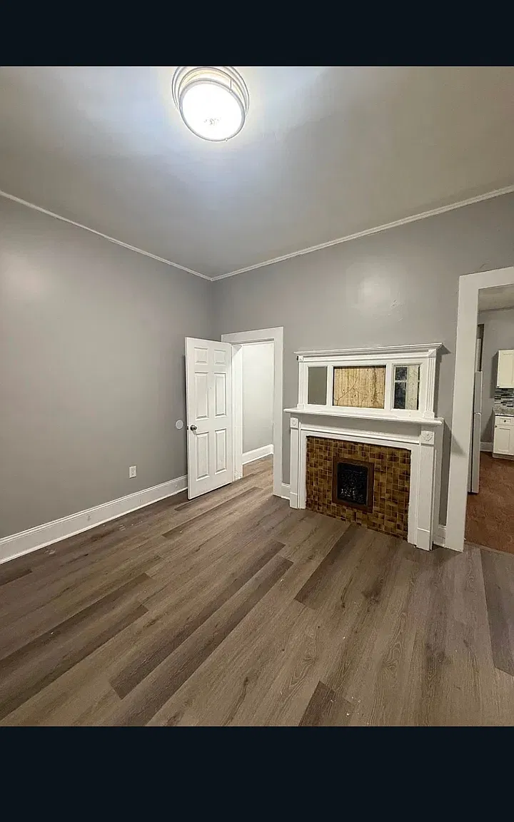 Studio, $1,595 — Photo 1