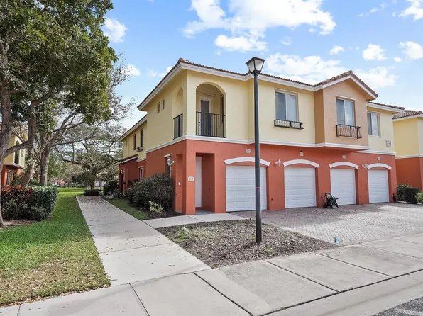 44 SE Sedona Circle #202, Stuart, FL 34994