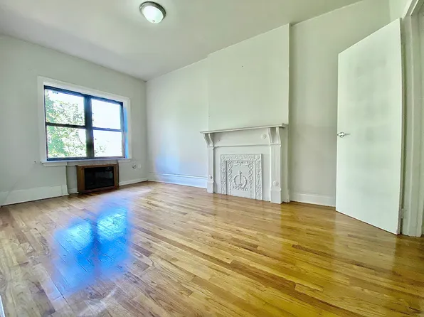 849 Lincoln Place image 1 of 7