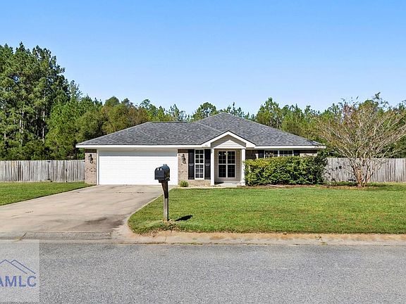 3rd image of 98 SE Pine View Dr