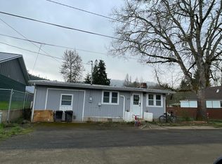 123 E A Ave, Drain, OR 97435