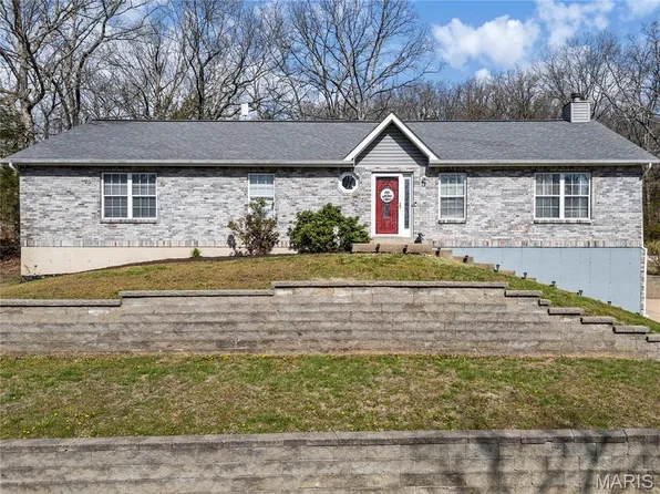 9621 W Vista Dr, Hillsboro, MO 63050