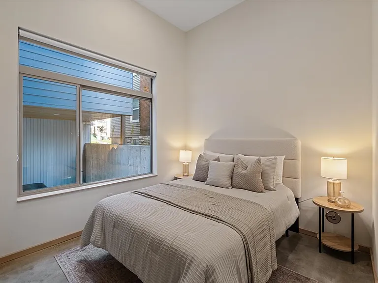 617 S Adams St #7 — Photo 11