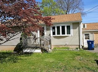 27 Westwood Ave, Plainville, CT 06062
