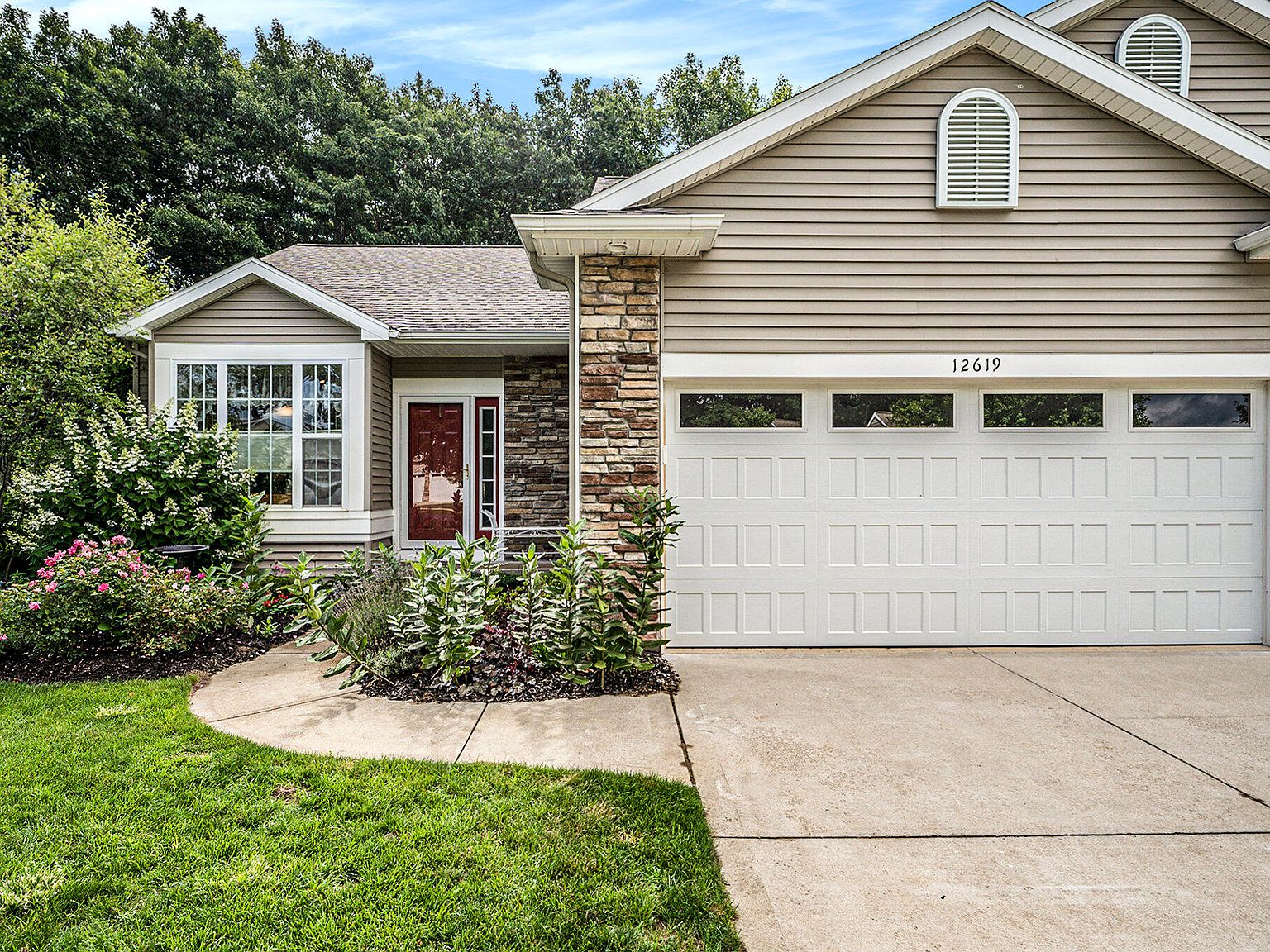12619 Broadmoor Pl, Grand Haven, MI 49417 Zillow