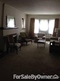 2nd image of 2301 Bloomfield Rd