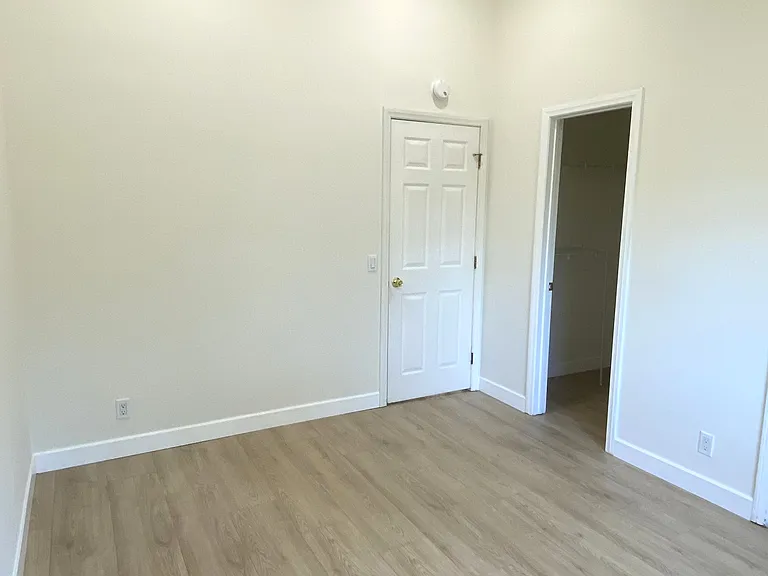 26162 Roscommon Ct — Photo 11