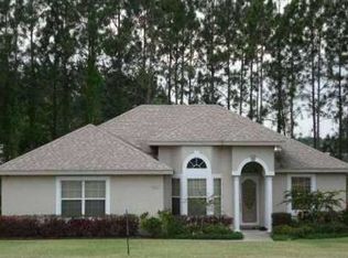 300 Dupont Cir, Howey In The Hills, FL 34737
