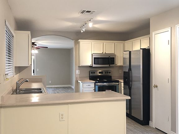 Modern white kitchen
