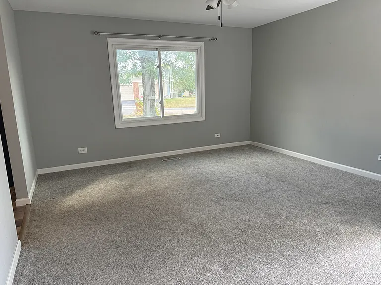 1742 Amherst Cir #1742 — Photo 5