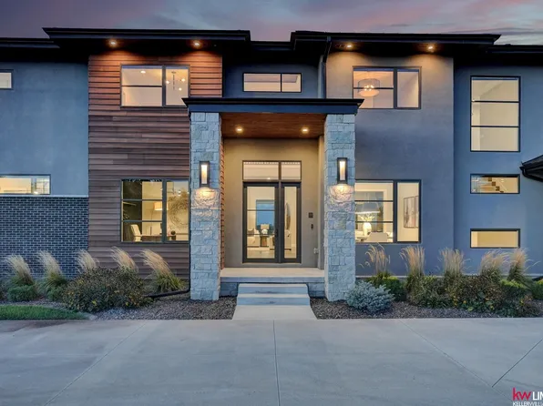 2880 County Road A, Valparaiso, NE 68065