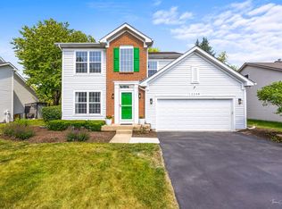 2248 Cheshire Dr, Aurora, IL 60502