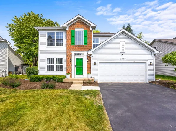 2248 Cheshire Dr, Aurora, IL 60502