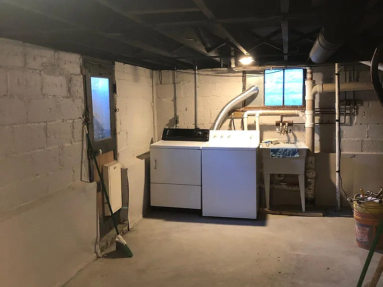 1810 Stevens Ave — Photo 14