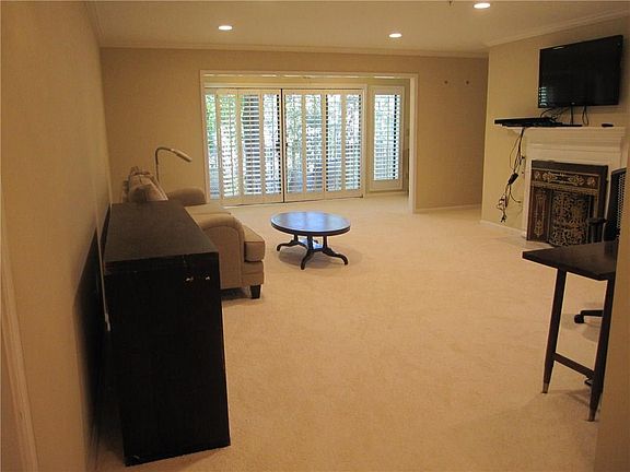 4th image of 28205 Plantation Dr NE #205