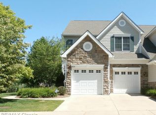 26175 Fieldstone Dr, Novi, MI 48374