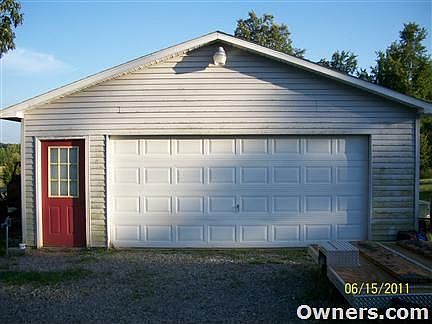detached garage
