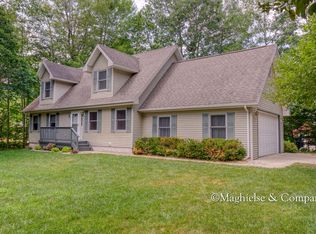 9637 Club House Dr W, Stanwood, MI 49346