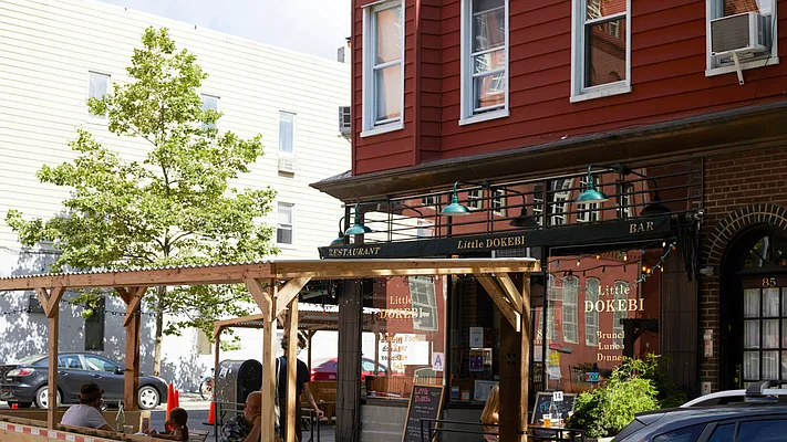 Rented by Nooklyn NYC LLC | media 43