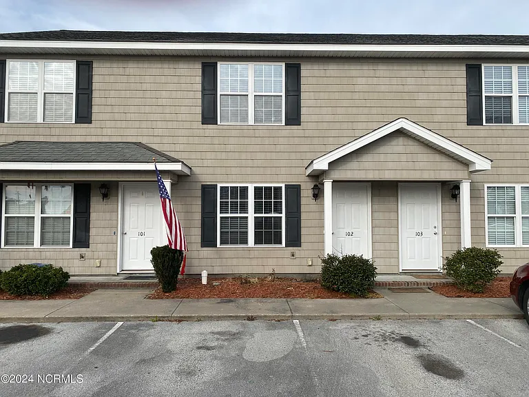 2202 Mayberry Loop Rd #102 — Photo 1