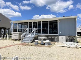 49 Tarpon Rd, Tuckerton, NJ 08087