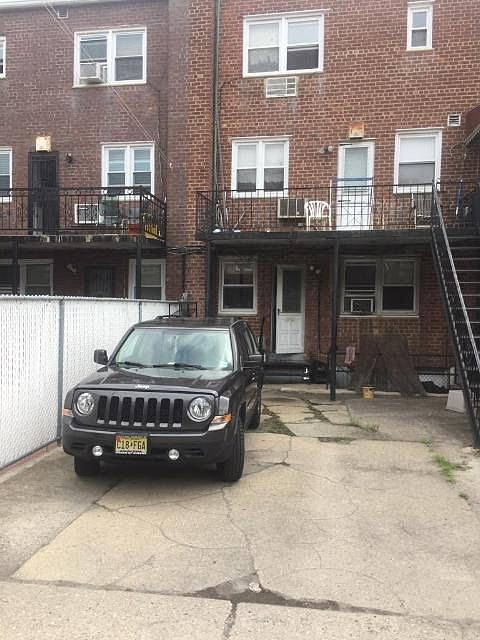 2nd image of 1232 E 85th St