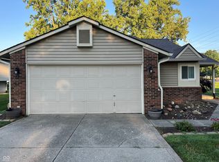 1292 Timber Creek Ln, Greenwood, IN 46142