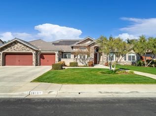 2813 Ashcroft Ave, Clovis, CA