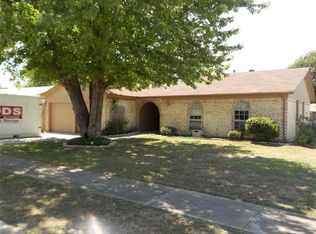 541 Saddle Ridge Ln, Saginaw, TX 76179