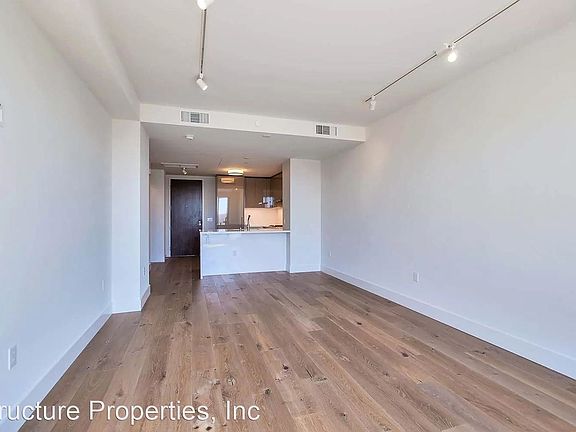 5th image of 1450 Franklin St APT 1003