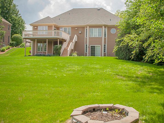 3rd image of 1160 Litchfield Ln