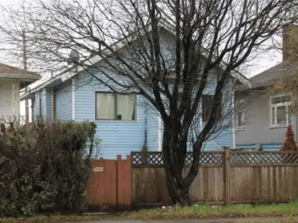 2472 E 41st Ave, Vancouver, BC V5R 2W5