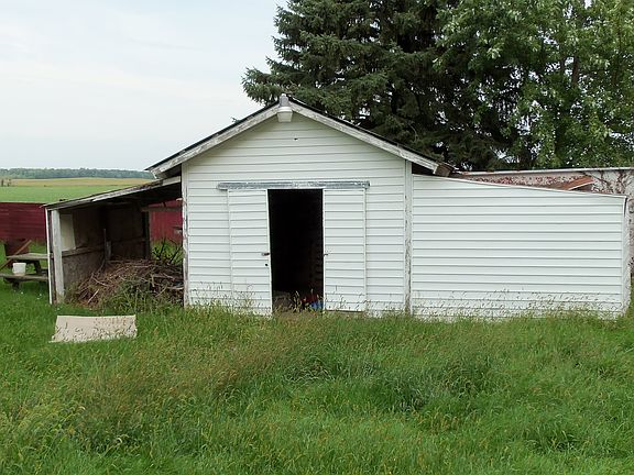 3rd image of 19455 County Road 115