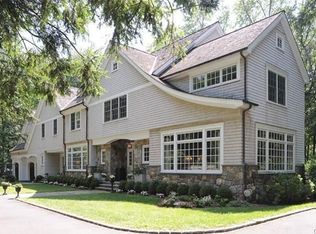 76 Hanson Rd, Darien, CT 06820