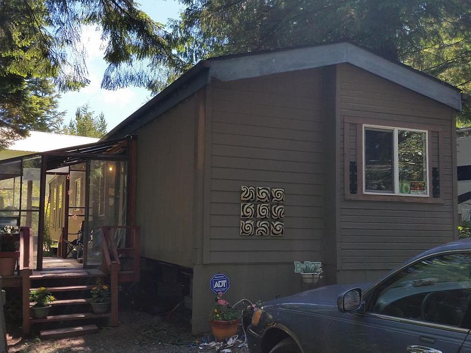 1st image of 10 Terry Ct