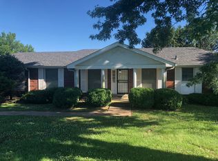 102 Medearis Dr, Old Hickory, TN 37138
