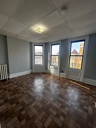 176 Palisade Ave Photo 1