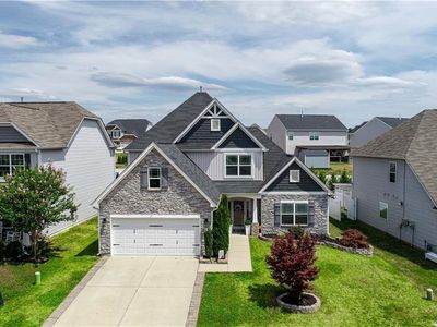 731 Breeders Cup Dr, Whitsett, NC, 27377