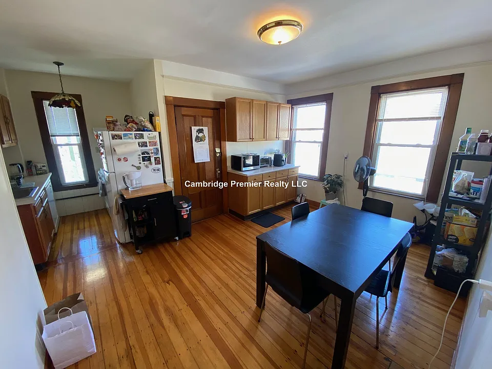 48 Putnam St #1
