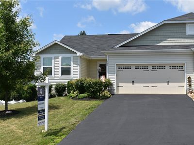 109 Lorien Dr, Jeannette, PA, 15644