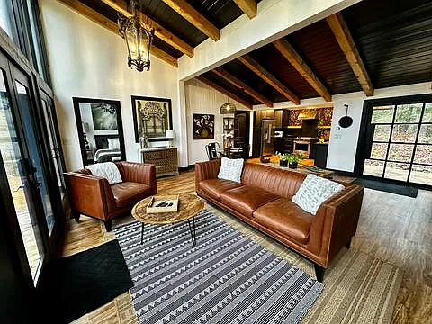 2 bed, 1000 sqft, $5,500 — Photo 3