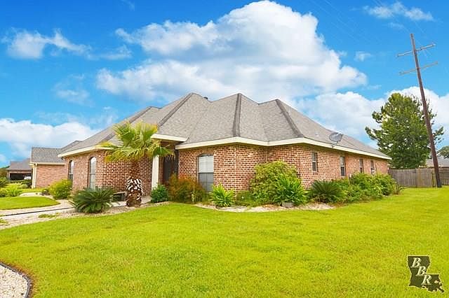 1st image of 120 Shay Dr