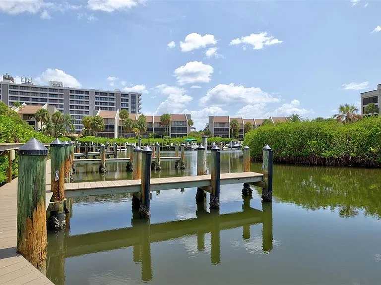 1700 Cove II Pl #310 — Photo 43