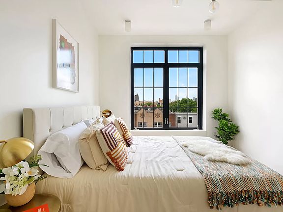 4th image of 42 Maspeth Ave APT 4H