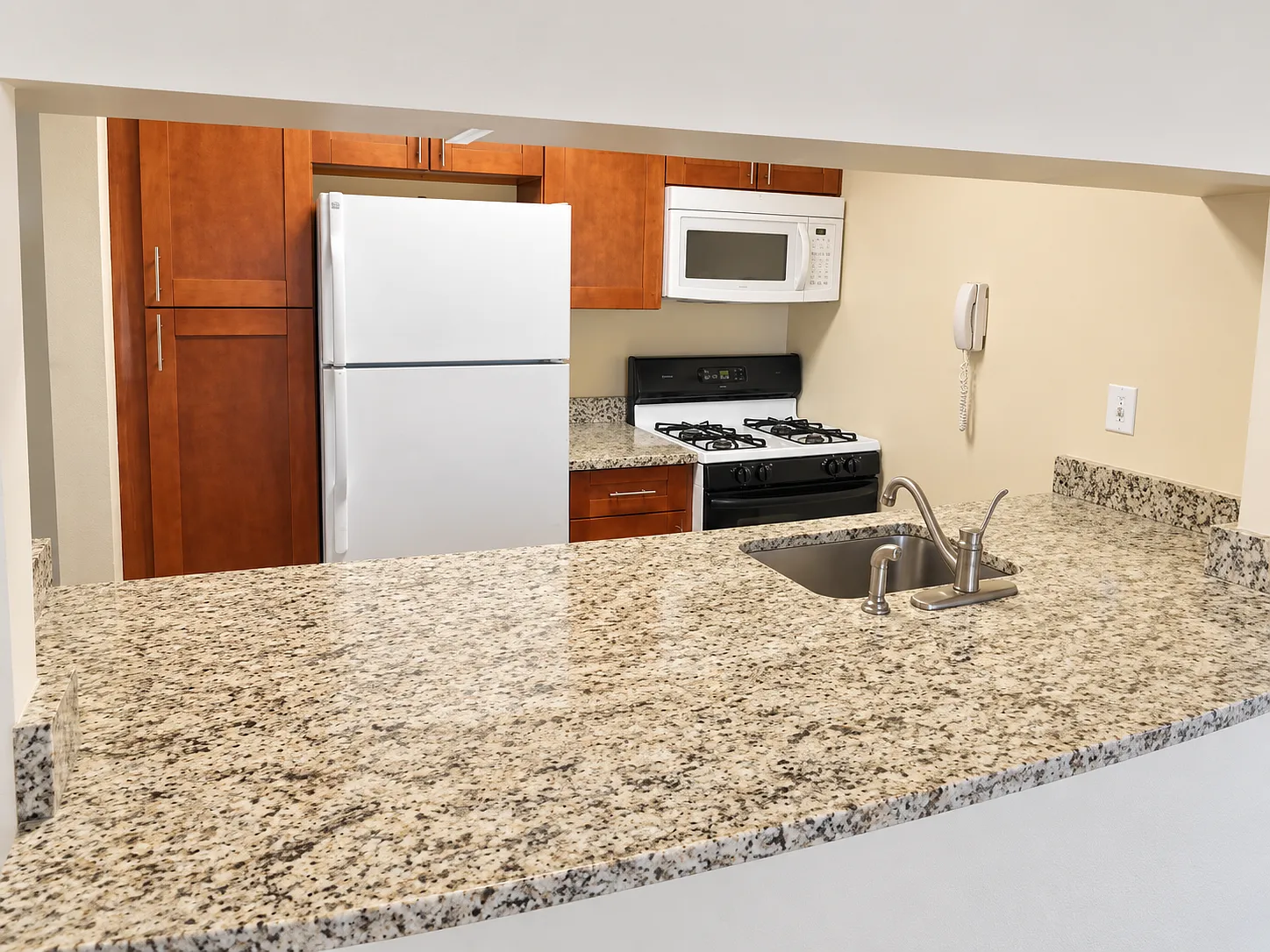 11801 Rockville Pike — Photo 2