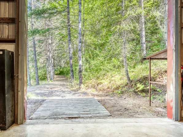 22650 Doane Creek Rd, Sheridan, OR 97378