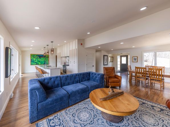 33392 S Deer Circle Dr, Deer River, MN 56636
